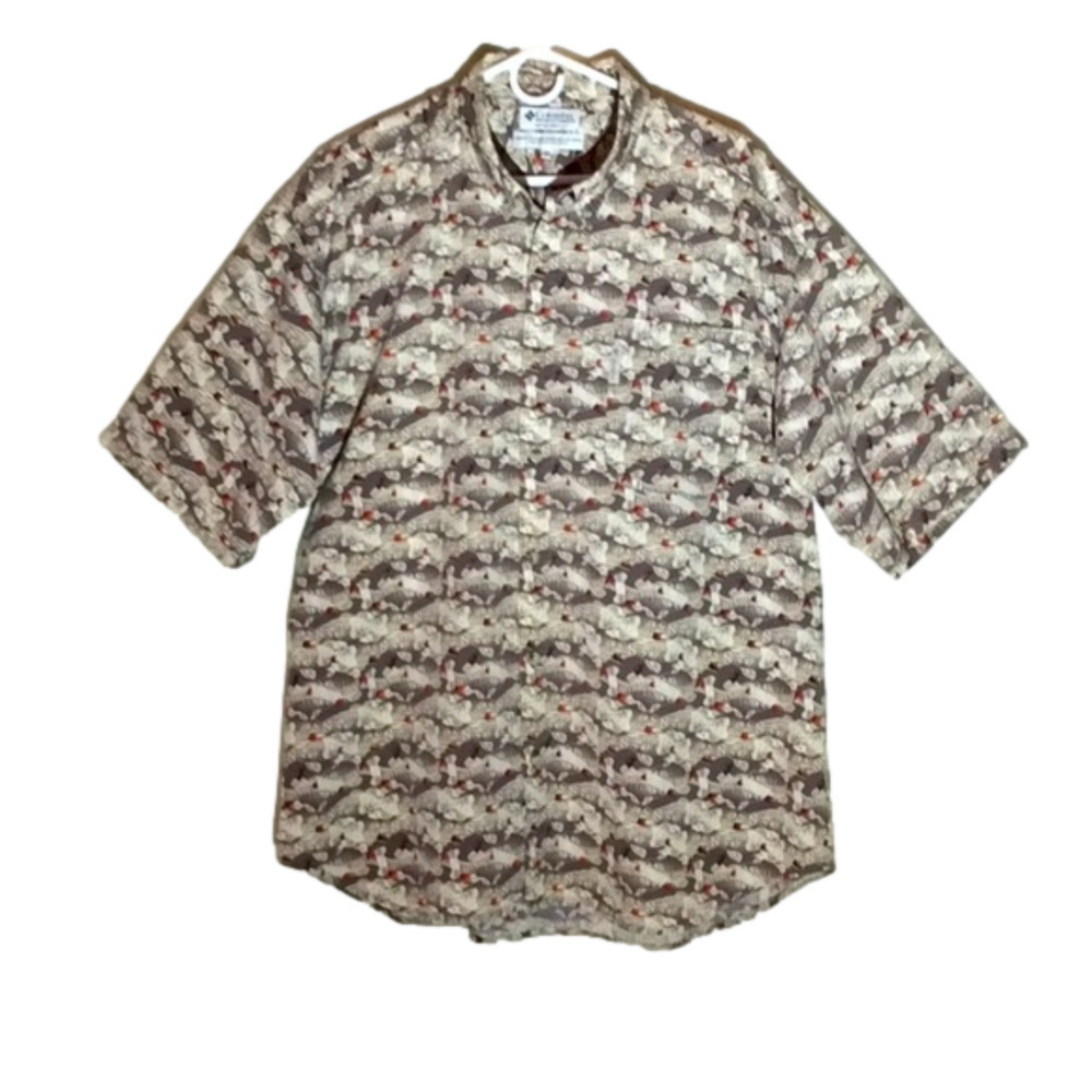 Columbia Mens Fishing Shirt, Size XXL.